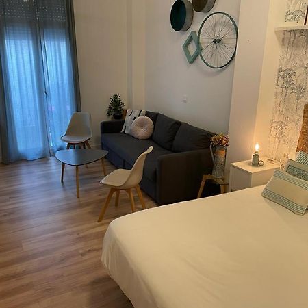 Апартаменты Cozy Loft Malaga Centre II Экстерьер фото